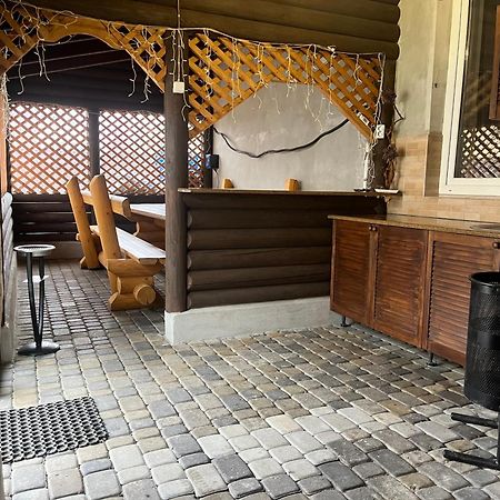 Villa Артемів Двір à Slavsko Extérieur photo